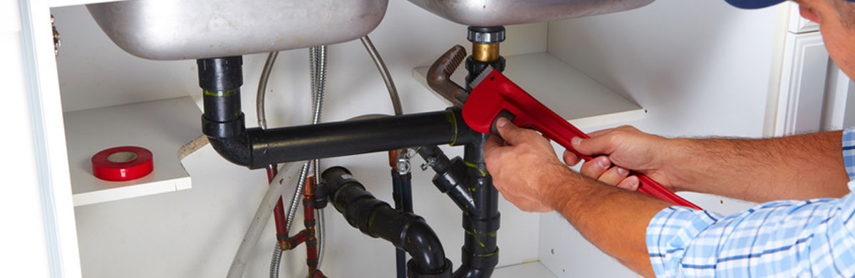 10 Tips to Find the Right Plumber for Your Home